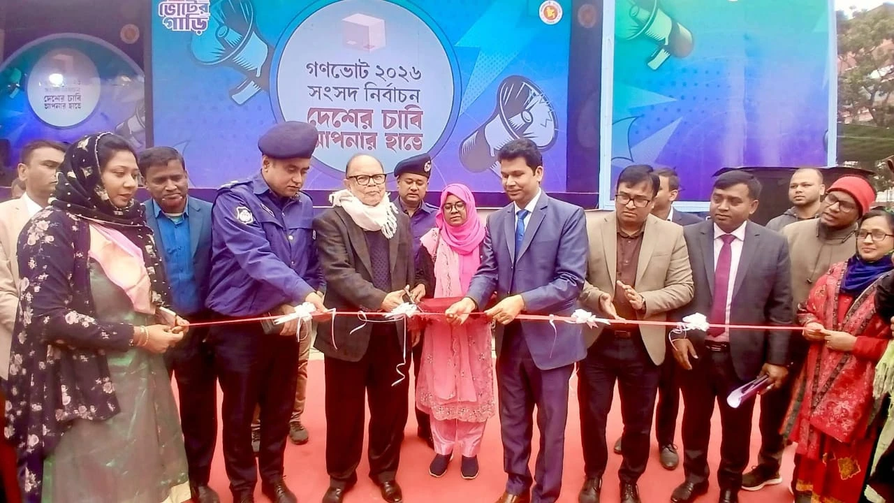 আগামী পাঁচ বছর কারা দেশ চালাবে,জনগণই ঠিক করবে-কুমিল্লায় উপদেষ্টা আলী ইমাম মজুমদার